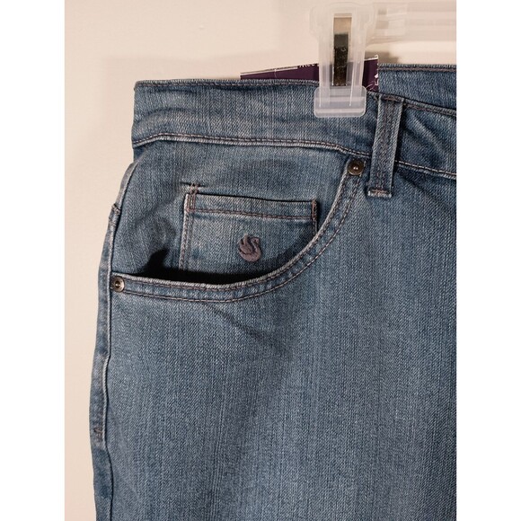 Gloria Vanderbilt Amanda Tapered Light Wash Classic Rise Womens Jeans Size 22W - Picture 2 of 7